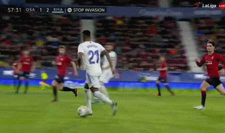 1650493035121032742.gif